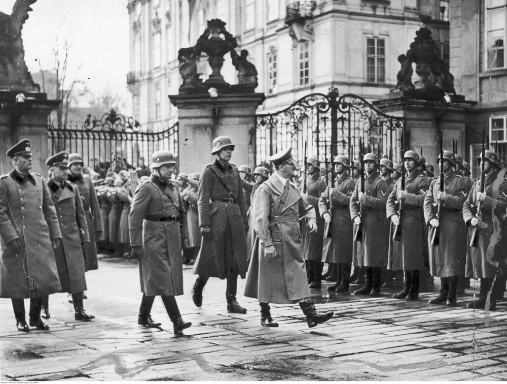 Hitler Archive | Adolf Hitler reviews the honor guard in Prague castle